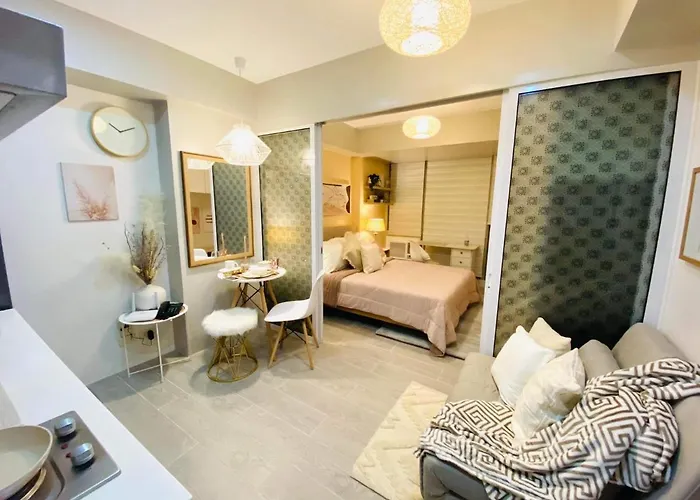 Fresh, Cozy & Aesthetic Unit With Stunning View Near Airport Apartahotel Manila