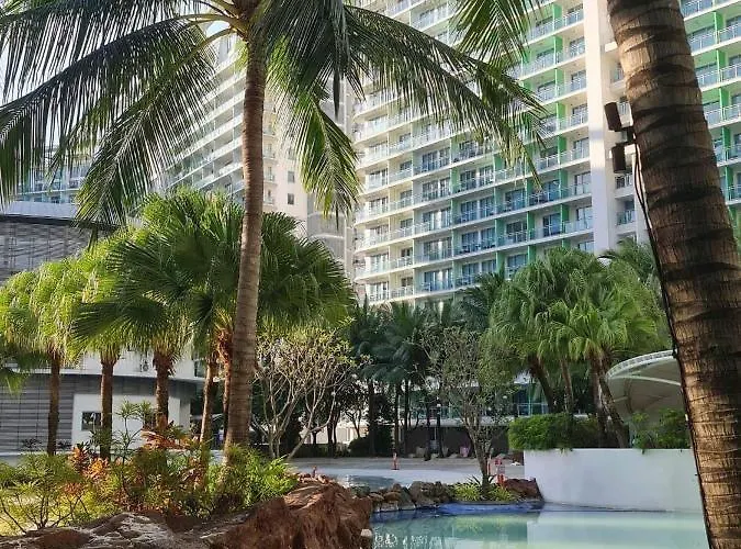 Apartahotel Fresh, Cozy & Aesthetic Unit With Stunning View Near Airport